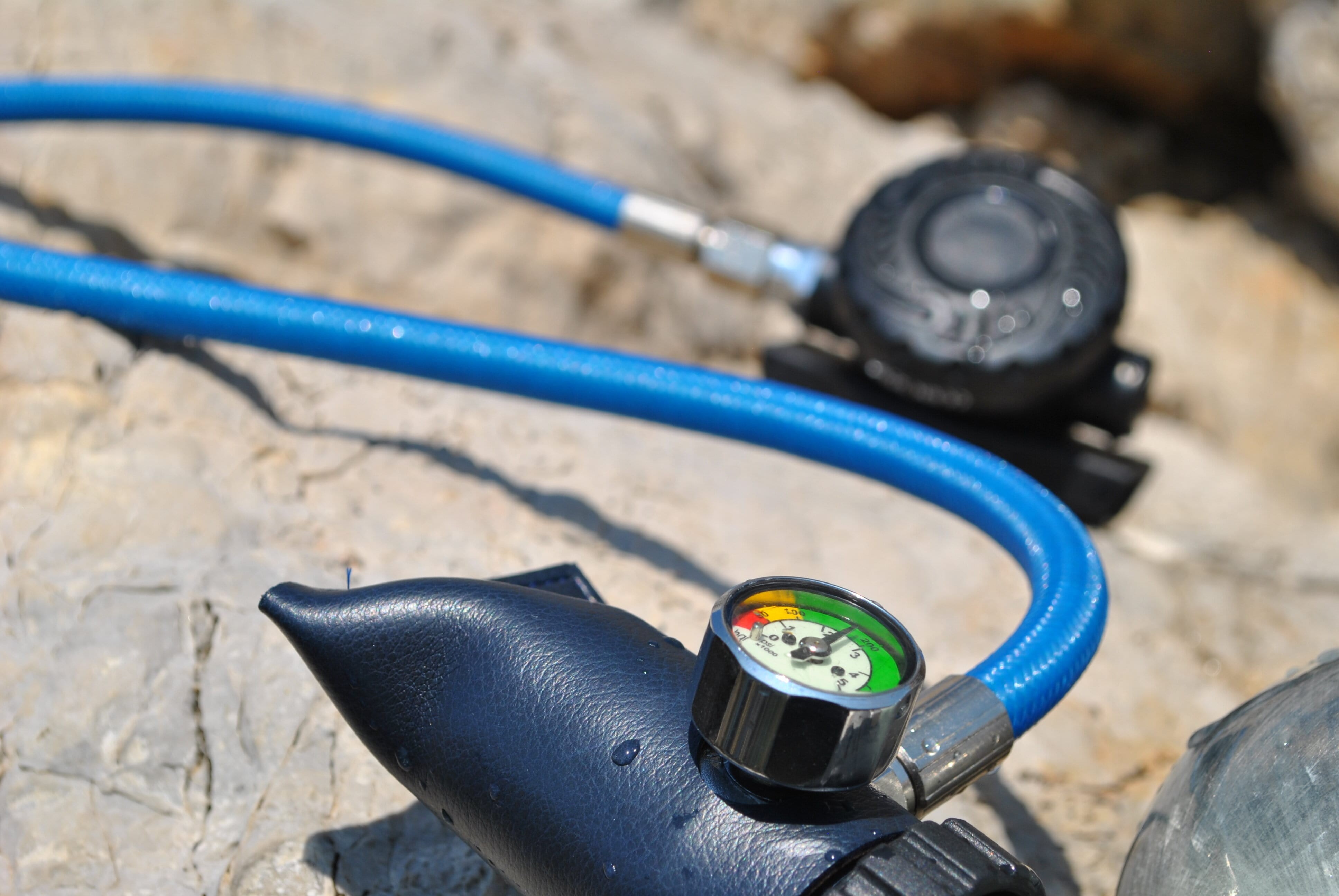 2x Small diving tank 2 L with compressor dive portable lungs