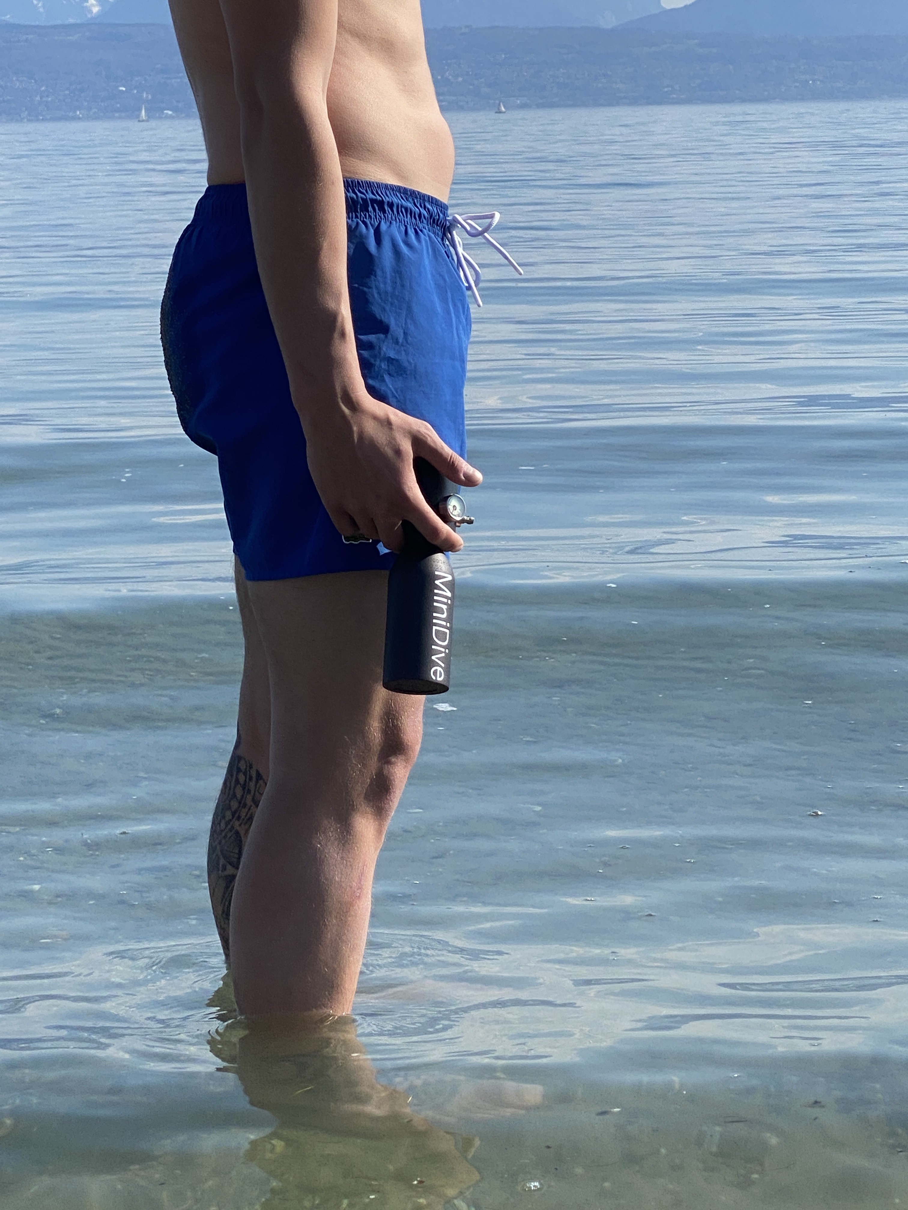 Emergency air supply Emergency underwater breathing device